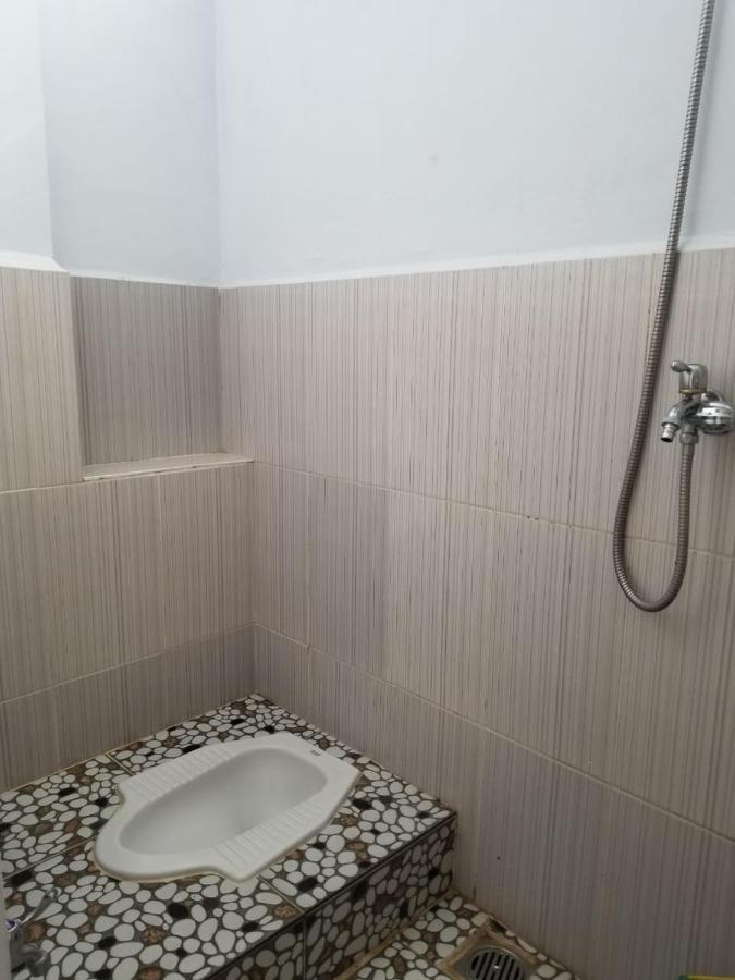 Aur Kuning Hostel Syariah Букитинги Екстериор снимка